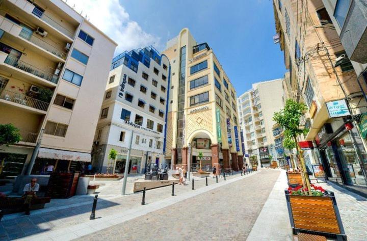 Perfect Location, Modern 2Br Apartment Слима Экстерьер фото